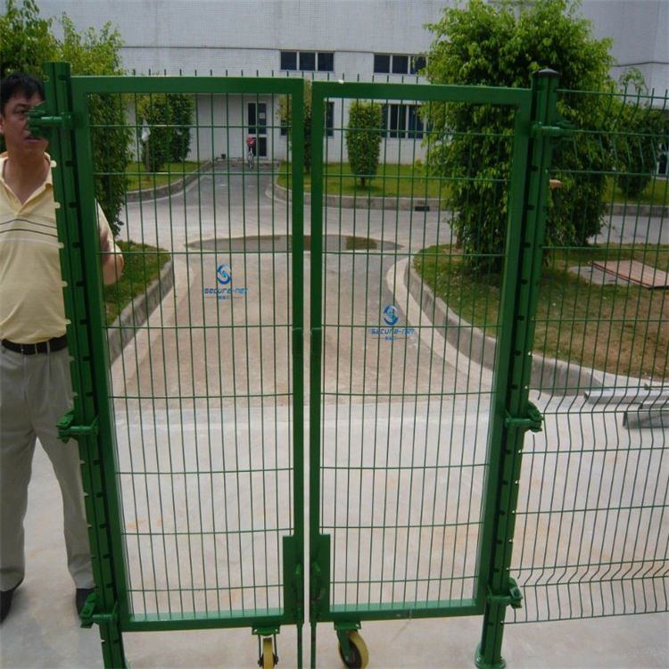 四川廠區(qū)院落防護(hù)網(wǎng)門(mén)